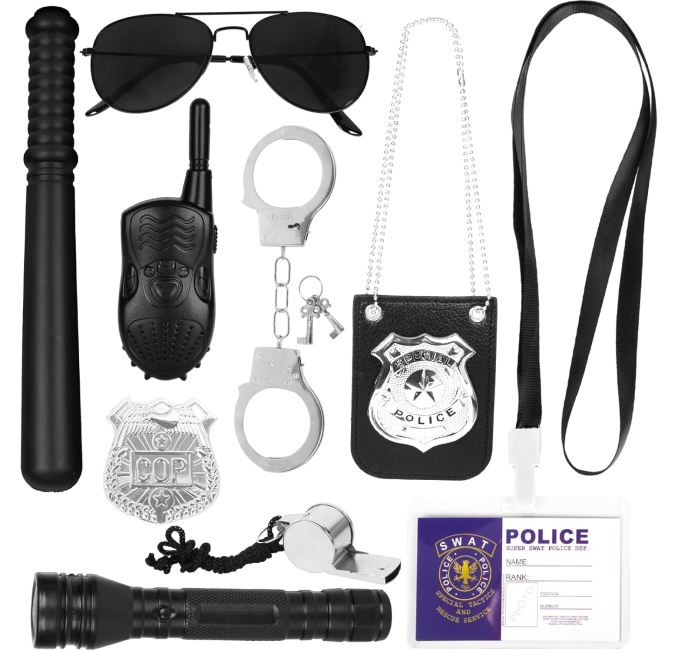 3 Otters 9PCS Police Pretend Play Set for Kids Toys Circuit